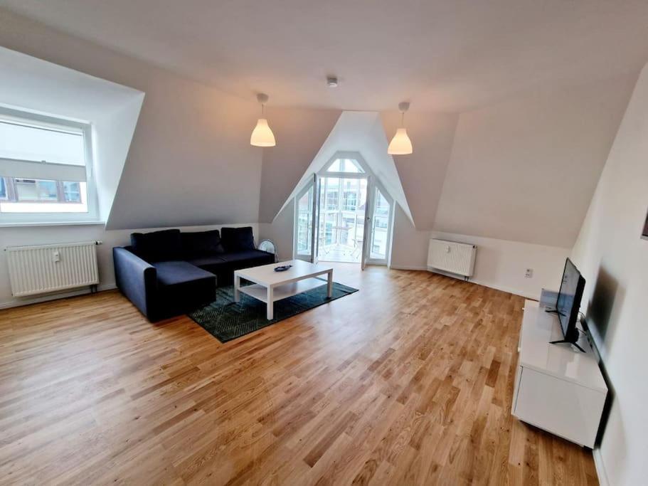 Stylish In The Center Of 52 Appartement *